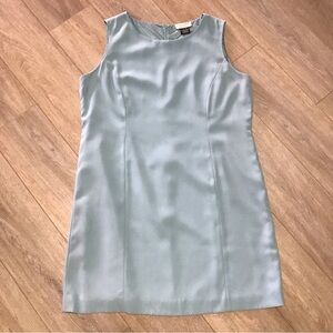 Elegant Sleeveless Blue Dress